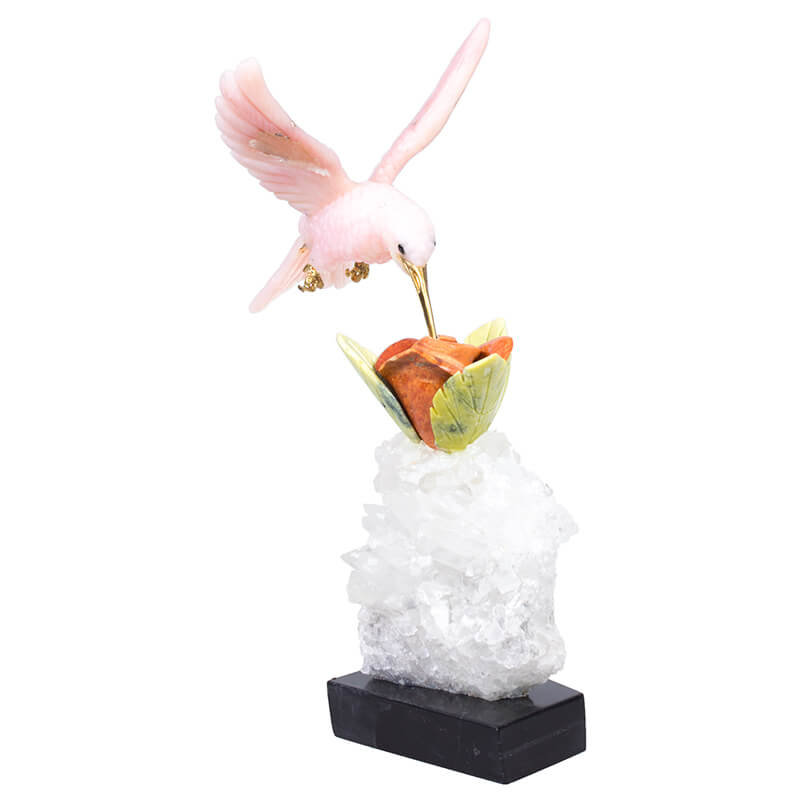 Невероятно милая колибри из нежнейшего розового опала